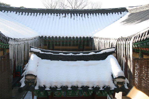 14차 사찰순례 수덕사 간월암 - 안채 고드름