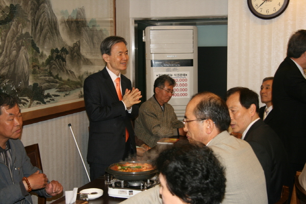 2011 부처님오신날 제등행렬 대불련 동문회 - 뒷풀이 회장님 인사